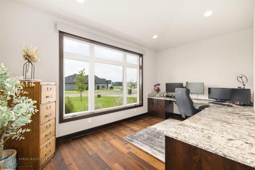6023 Wildflower Drive S, Fargo, ND 58104