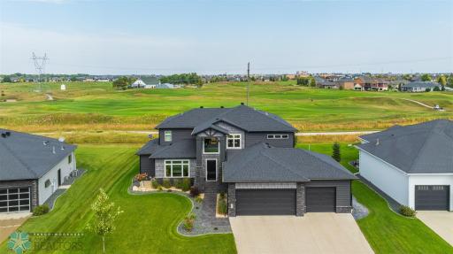 6023 Wildflower Drive S, Fargo, ND 58104