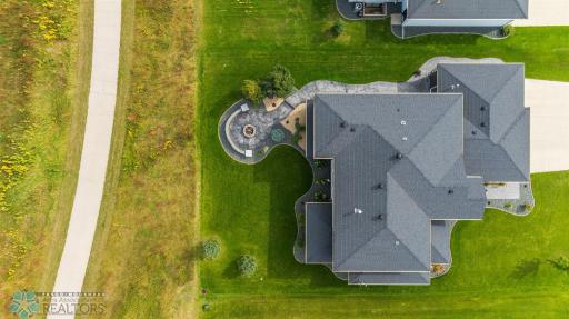 6023 Wildflower Drive S, Fargo, ND 58104