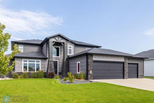 6023 Wildflower Drive S, Fargo, ND 58104
