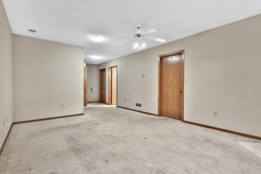 1865 Elm Street, Saint Paul, MN 55110