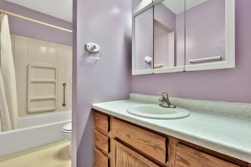 1865 Elm Street, Saint Paul, MN 55110