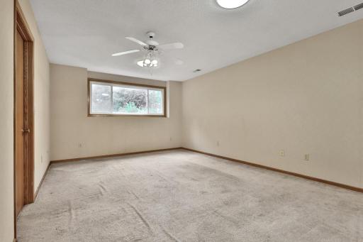 1865 Elm Street, Saint Paul, MN 55110