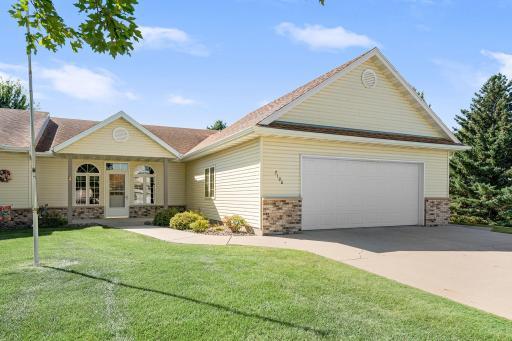 2-web-or-mls-2100-richway-ln - Copy - Copy.jpg