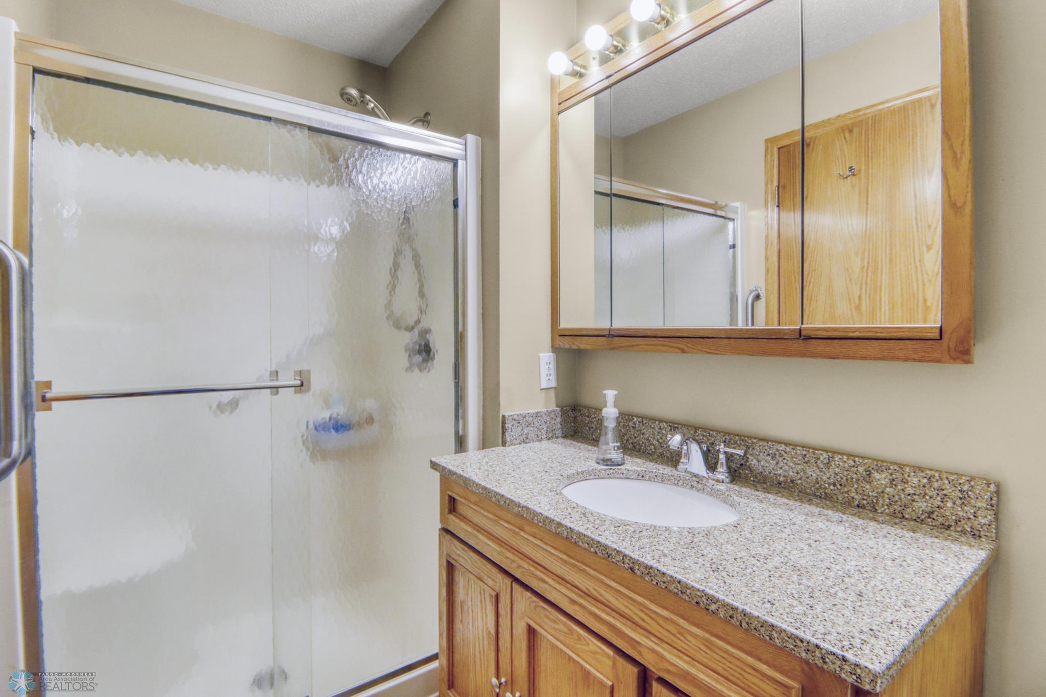 Primary Bathroom1_1.JPG