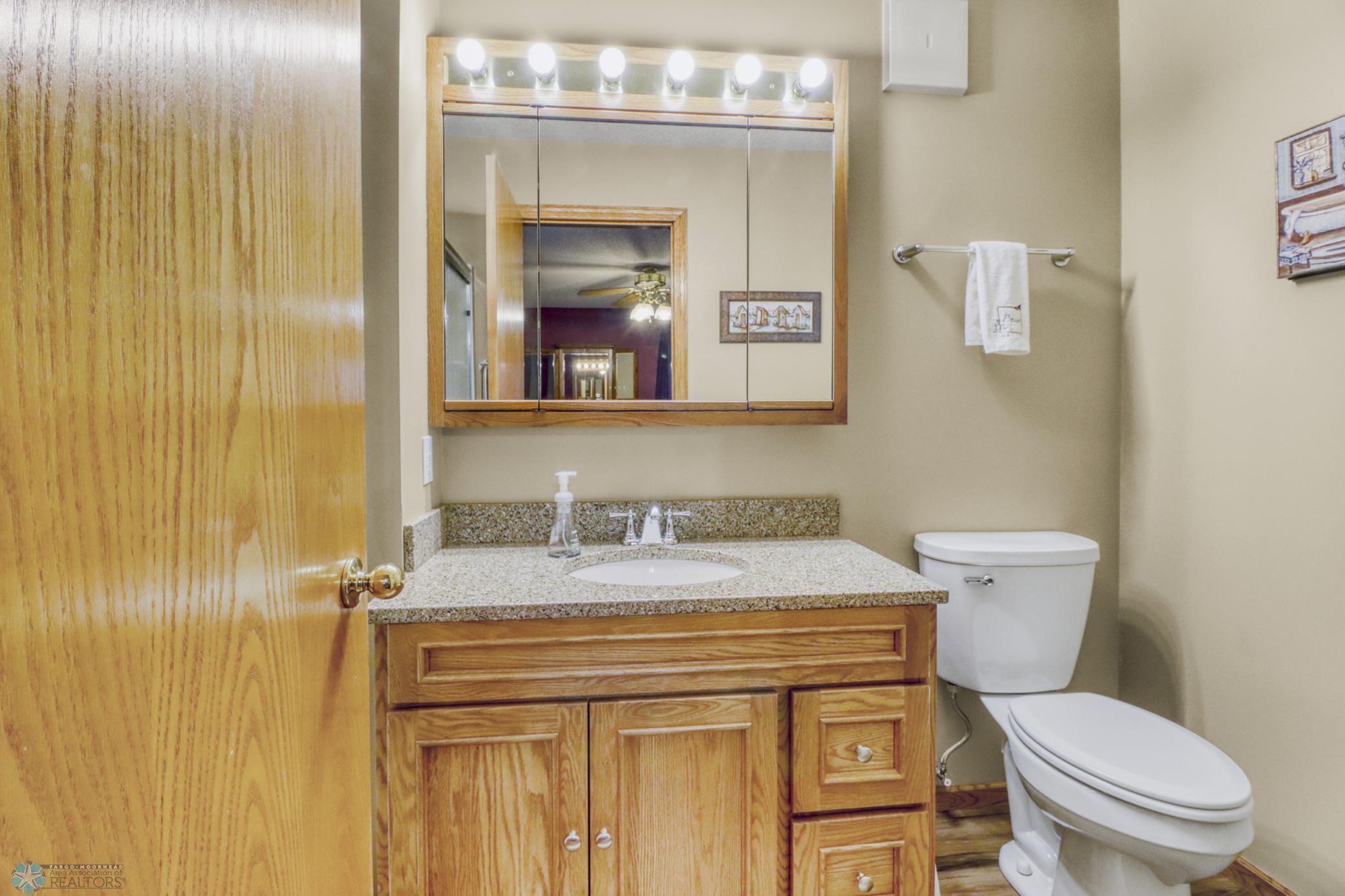 Primary Bathroom1_0.JPG