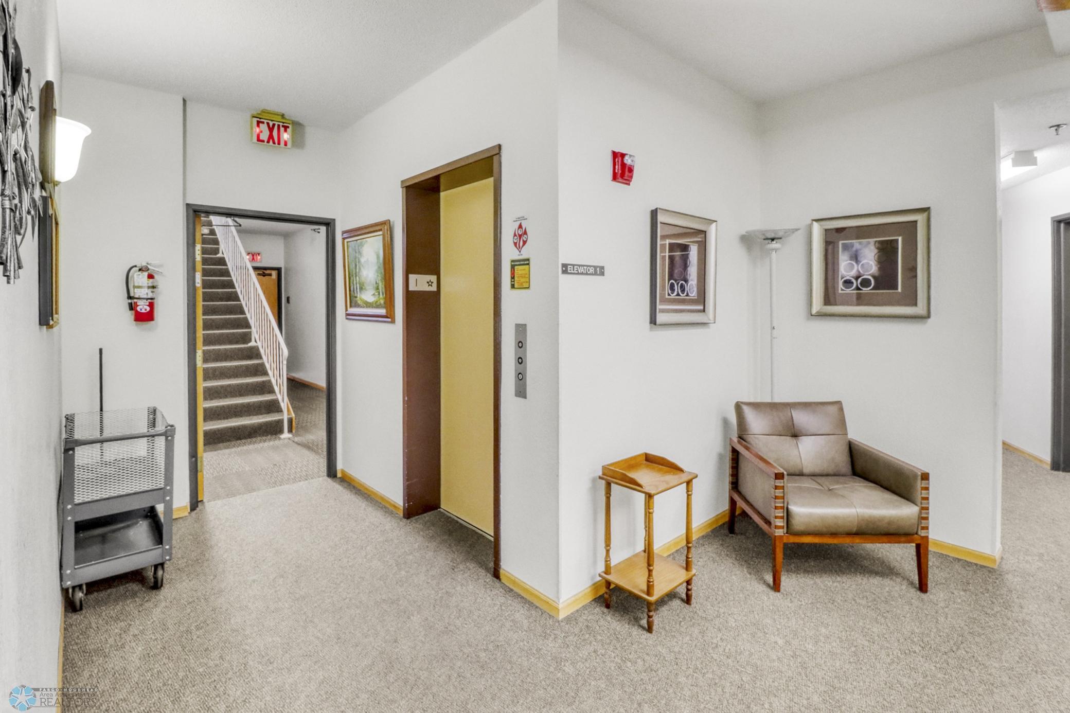 Lobby elevator.JPG