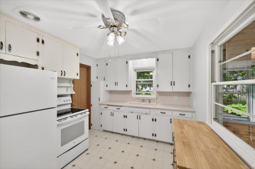 2531 Yukon Avenue S, Saint Louis Park, MN 55426