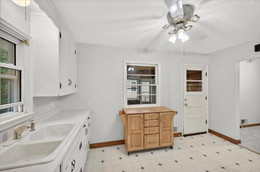 2531 Yukon Avenue S, Saint Louis Park, MN 55426