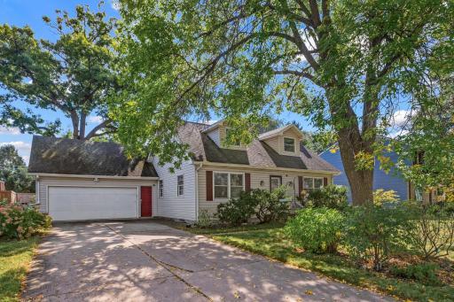 2916 Silver Lake Court NE, Minneapolis, MN 55421