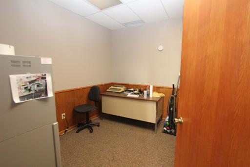 LITTLE FRONT CENTER OFFICE.jpg