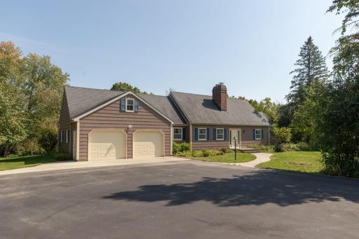 5610 Heather Drive SW, Rochester, MN 55902