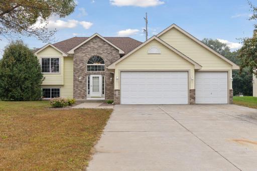 726 Harrison Drive, Big Lake, MN 55309