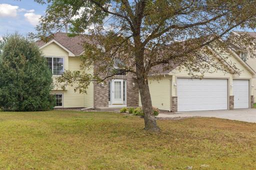 726 Harrison Drive, Big Lake, MN 55309