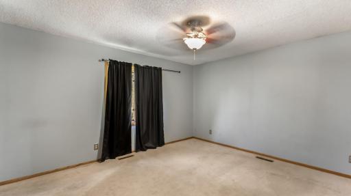 2540 Holly Street S, Cambridge, MN 55008