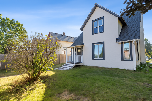 1121 5th Street, Saint Paul Park, MN 55071