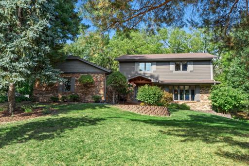 2505 Pine Circle, Minnetonka, MN 55305