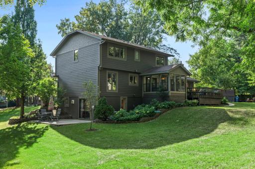 Nice landscaping and side walkout to patio