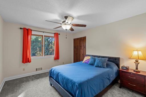 2505 Pine Circle, Minnetonka, MN 55305