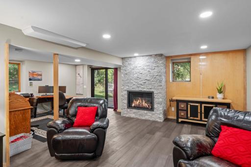 2505 Pine Circle, Minnetonka, MN 55305