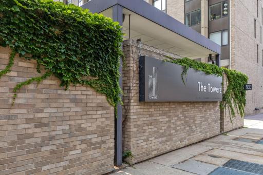 Welcome home to The River Towers condo community in the heart of downtown Mpls. which is extra special and unique with it's large street level 3/4 block garden park with luscious trees, shrubs, flowers, pools and grills