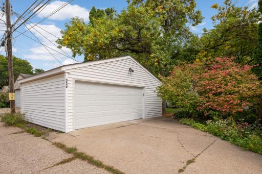 5248 43rd Avenue S, Minneapolis, MN 55417