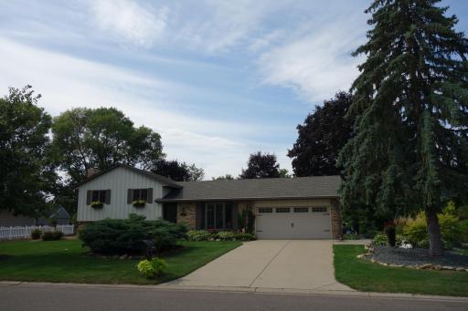 6904 Innsdale Avenue S, Cottage Grove, MN 55016