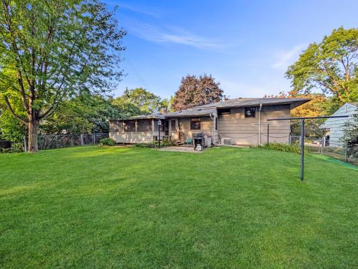 Spacious, private back yard with room to host or play your favorite lawn games!