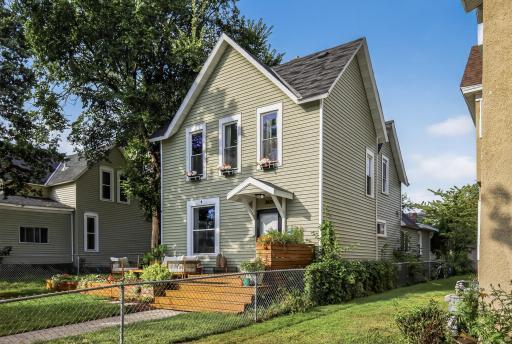 3820 Portland Avenue, Minneapolis, MN 55407