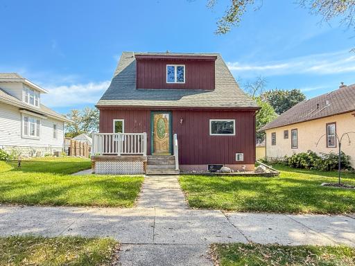 Photo for 115 S Orient Street, Fairmont, MN 56031 - listing #6788781 1ba04788597bb14ef76379dfe3ae6bb4c070c27f.jpg