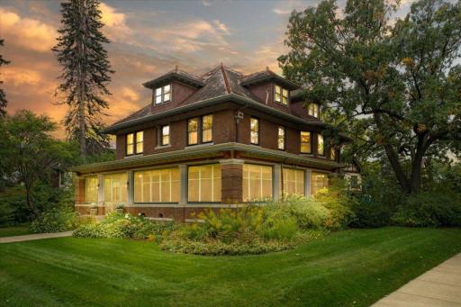 94 Crocus Place, Saint Paul, MN 55102