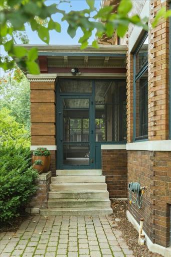 94 Crocus Place, Saint Paul, MN 55102