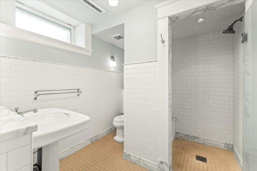 94 Crocus Place, Saint Paul, MN 55102