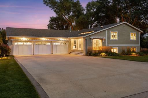 2509 Cherrywood Road, Hopkins, MN 55305