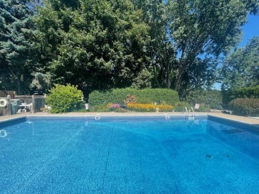 649 Randy Avenue, Shoreview, MN 55126