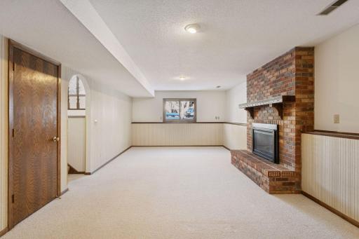 649 Randy Avenue, Shoreview, MN 55126