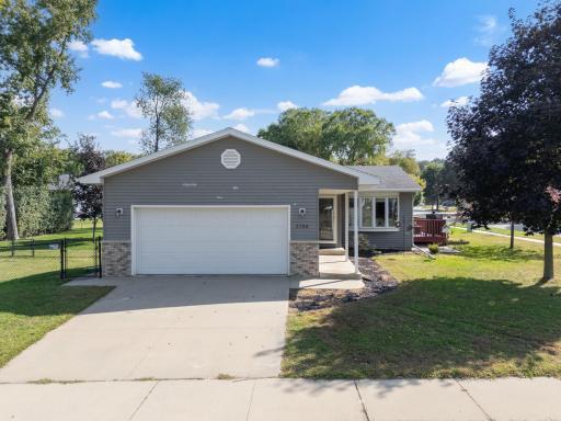 2708 Northern Valley Drive NE, Rochester, MN 55906