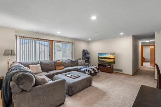 3175 Manitou Drive, 8, White Bear Lake, MN 55110