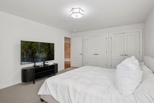 4810 Hilltop Lane, Edina, MN 55424