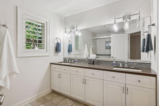 4810 Hilltop Lane, Edina, MN 55424