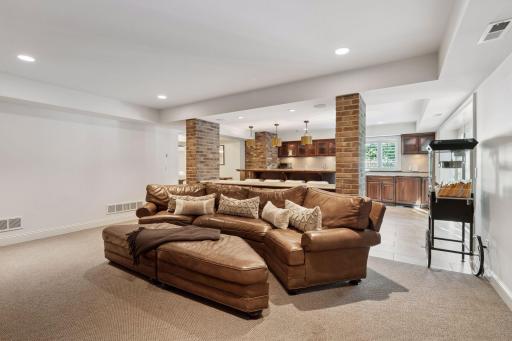 4810 Hilltop Lane, Edina, MN 55424