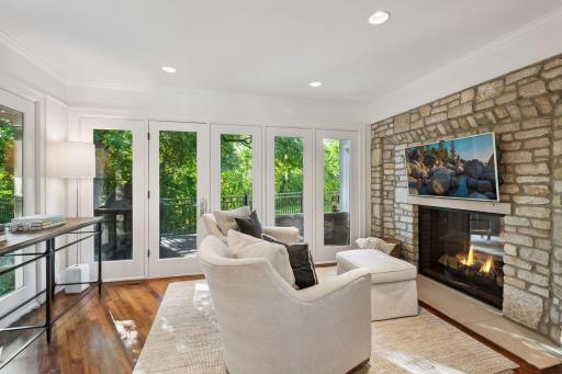 4810 Hilltop Lane, Edina, MN 55424