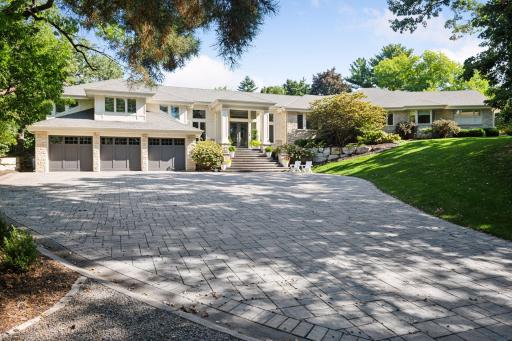 4810 Hilltop Lane, Edina, MN 55424