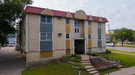 3100 Girard Avenue S, Minneapolis, MN 55408
