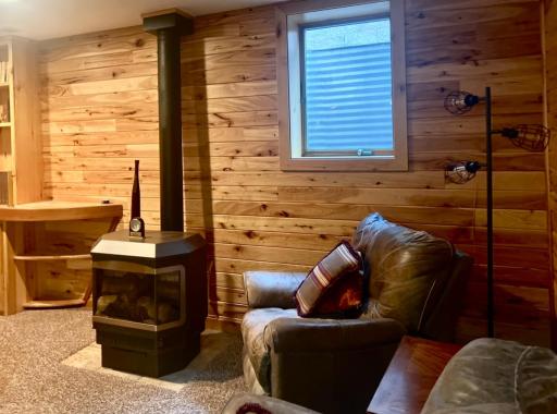 8574 Hansons Lane NW, Walker, MN 56484