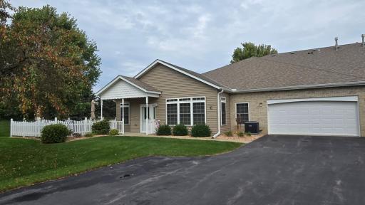 1905 Burr Oak Drive, C, Austin, MN 55912