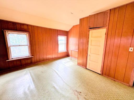 upstairs large bedroom #5