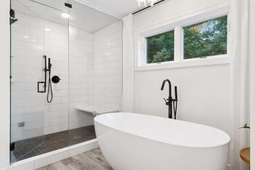 18925 Easton Road, Wayzata, MN 55391
