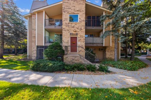 2210 Ridge Drive, 34, Minneapolis, MN 55416