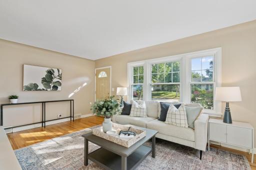 5728 Vincent Avenue S, Minneapolis, MN 55410